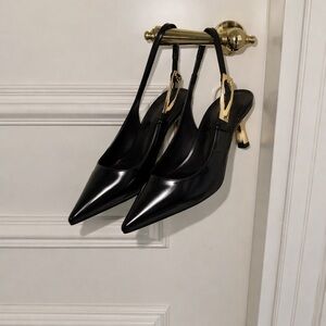 Coutgo • Elegant Black Slingback Heels (size 7)